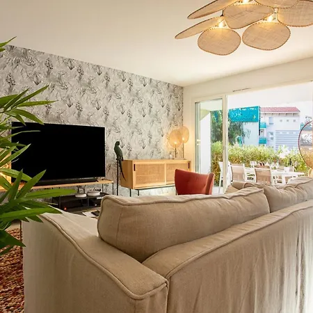 Apartment 73m² Piscine Parking *